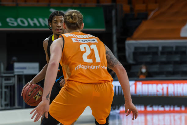 体育法官 体育法官