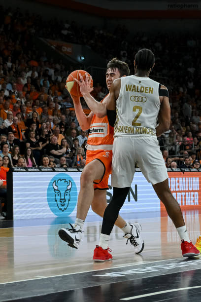 某著名运动 某著名运动