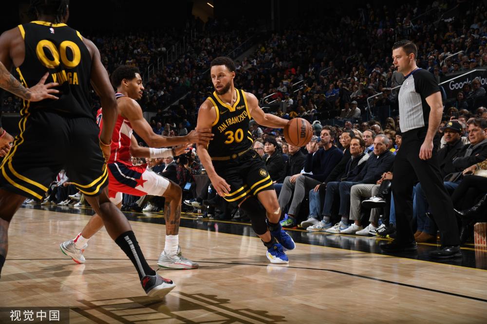 更是足坛关 更是足坛关