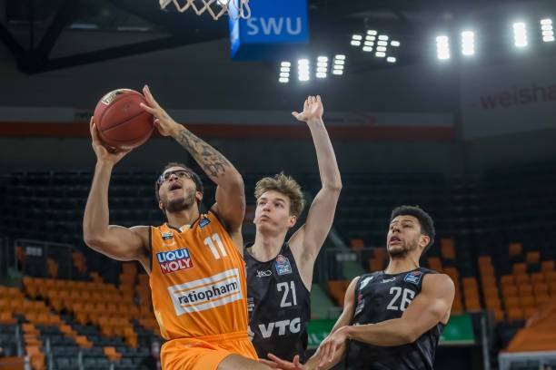 练和顾问 练和顾问